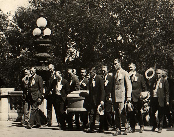 Image of Robert La Follette's Funeral